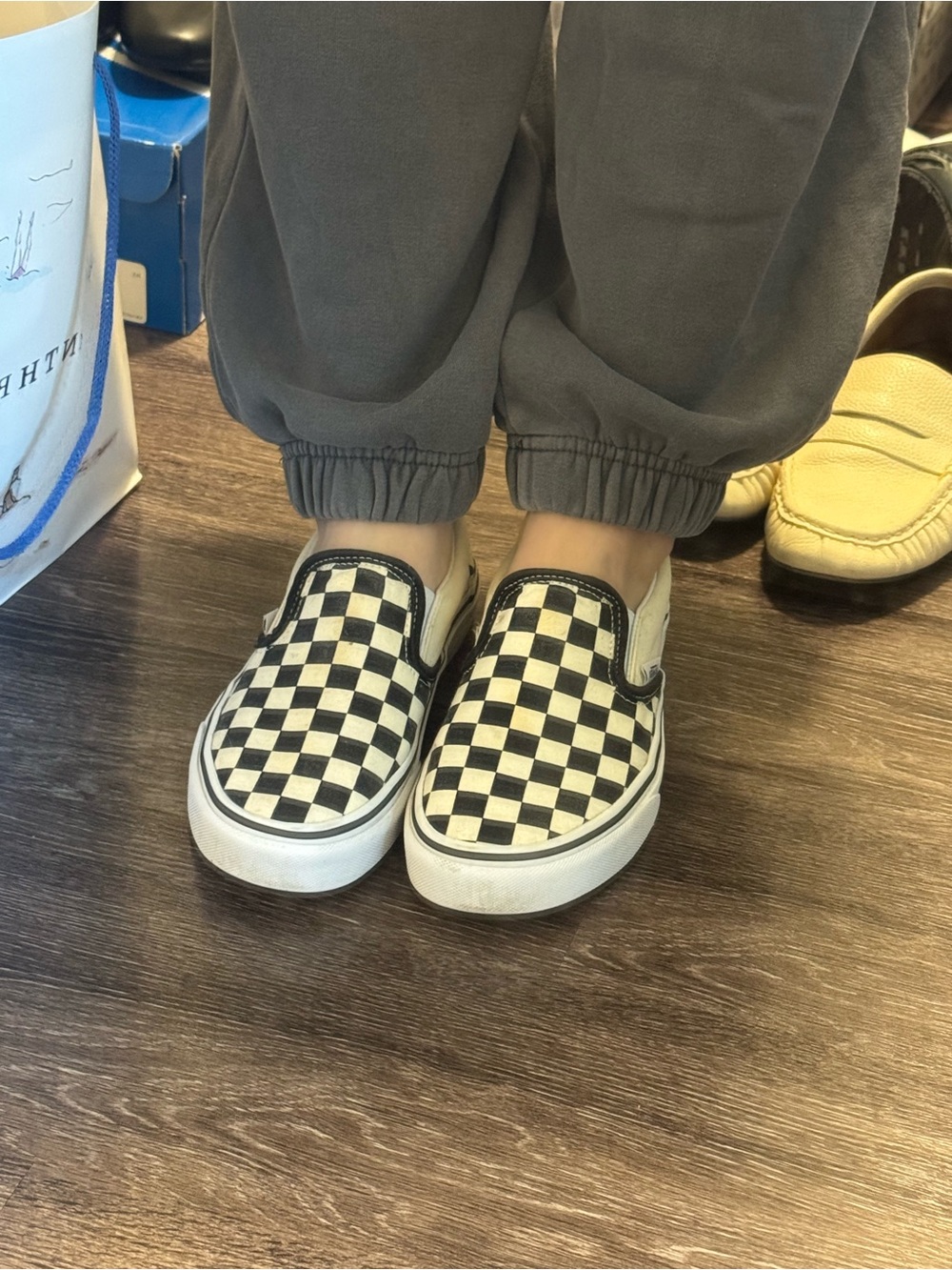 Vans Kids Checkerboard Slip-On Sneakers in Black and White - Picture 4 of 4